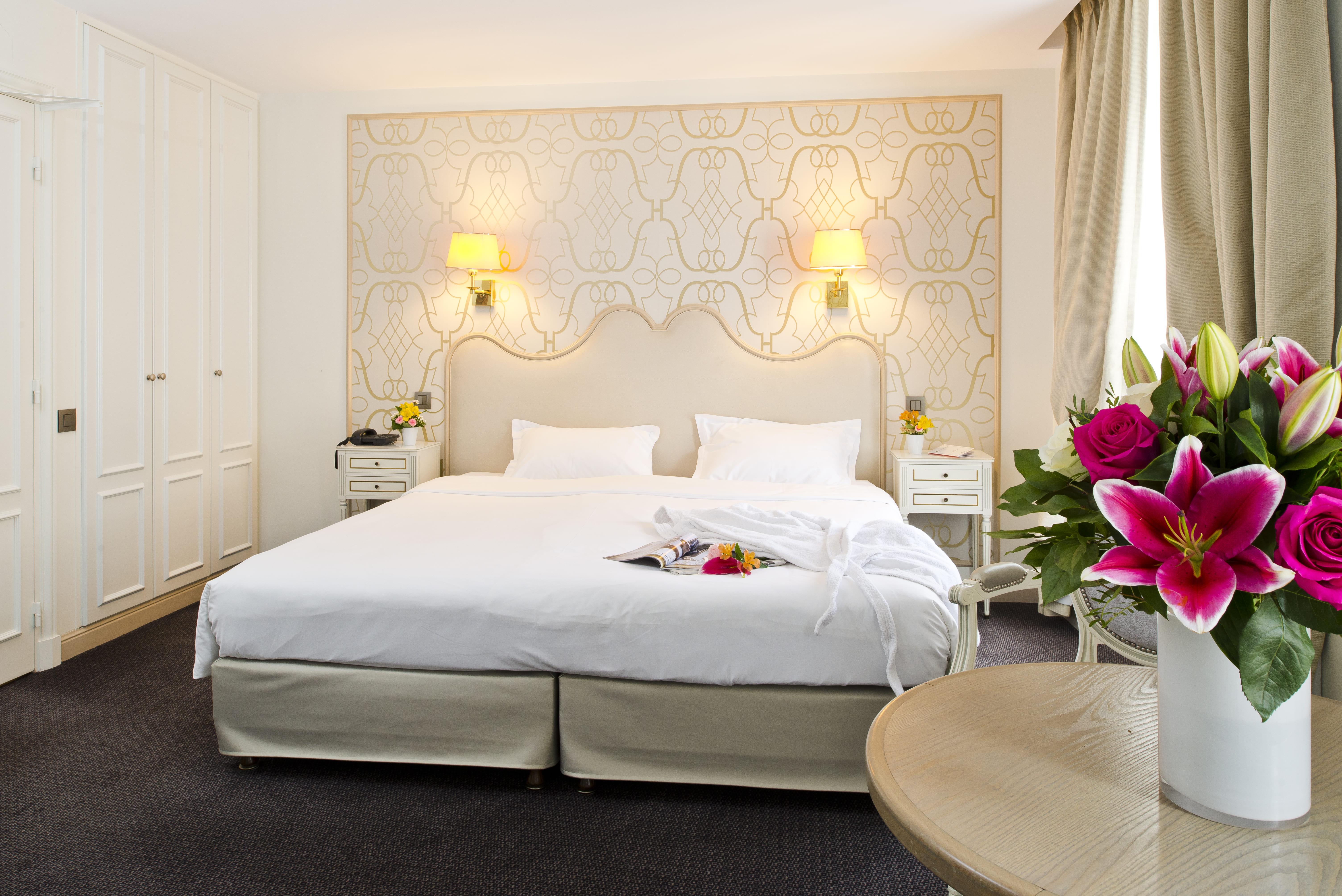 פריז Hotel Saint-Petersbourg Opera & Spa מראה חיצוני תמונה