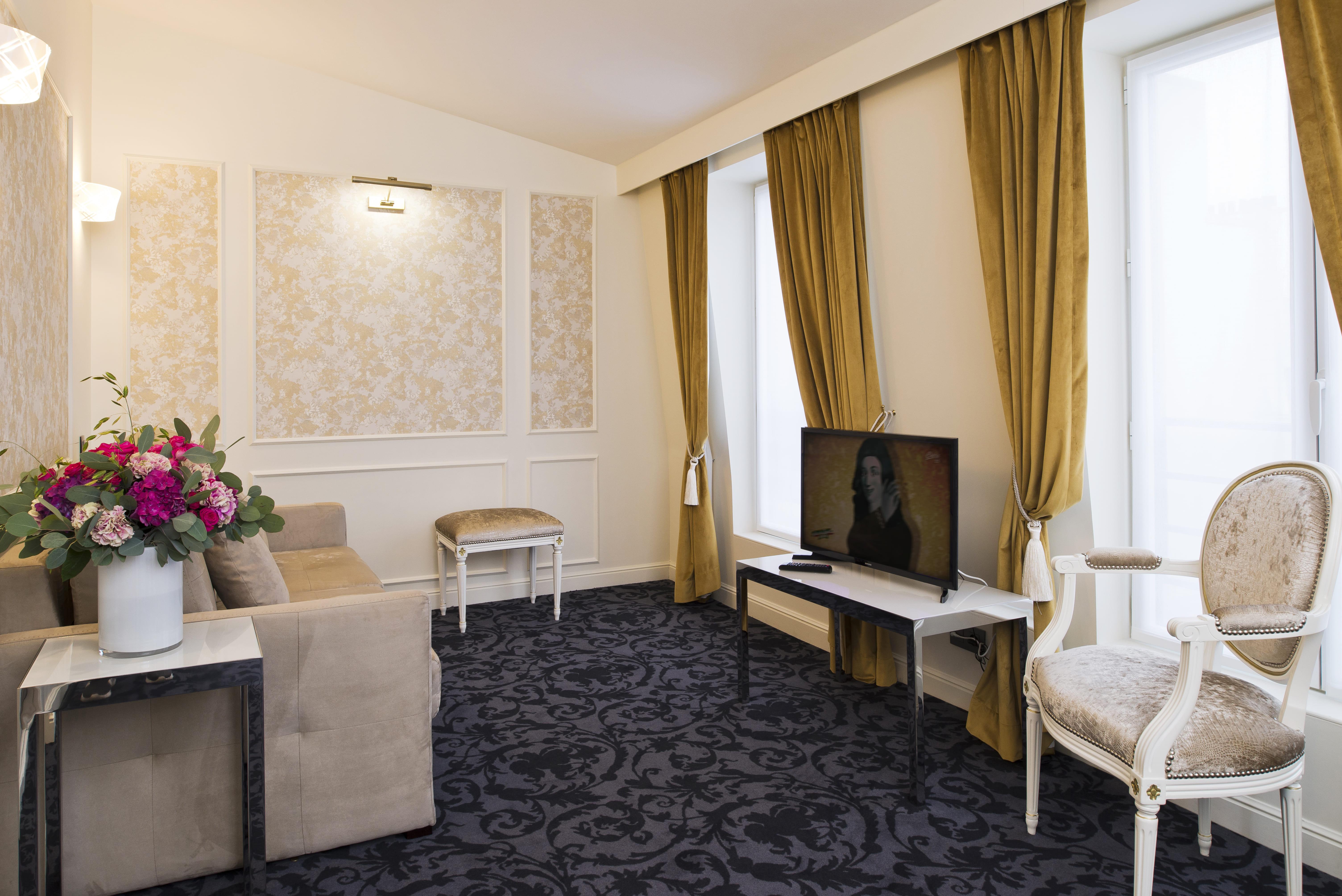פריז Hotel Saint-Petersbourg Opera & Spa מראה חיצוני תמונה